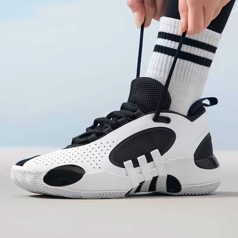 限時特價 南🔥2024 3月 adidas D.O.N. Team Issue 5 IE8333 白黑色 蜘蛛俠 米邱