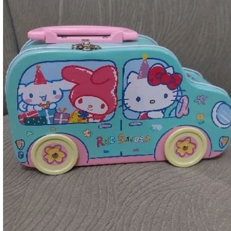 Hello Kitty 車車餅乾盒／鐵盒（空盒無餅乾）