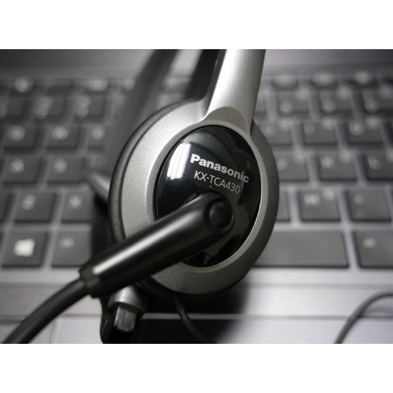 (九成九新）Panasonic KX-TCA430 2.5耳機麥克風，適用桌上電話、無線電話、DECT、cordless