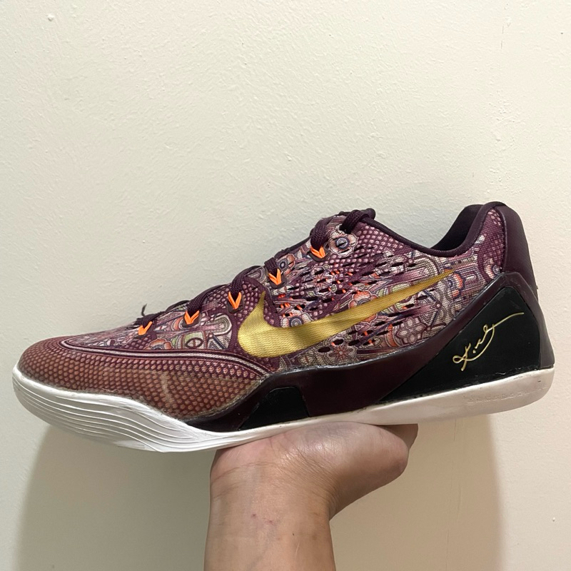 Nike籃球鞋 Kobe9 絲綢 US12 誠可議