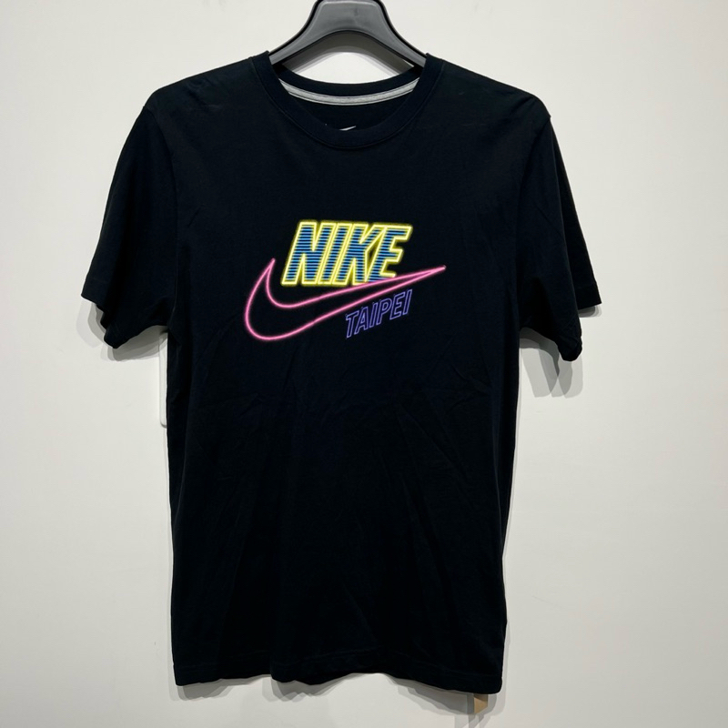 老麥嚴選 Nike 耐吉 Taipei 台北限定短袖T恤/上衣 黑色 二手 男L號 DD0415V