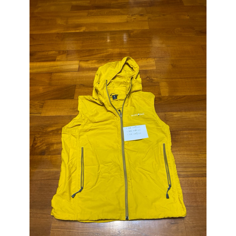 《二手衣九成新》mont-bell 黃色薄款登山背心（S）女款