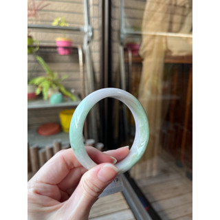【一方翡翠】#507419 糯種牛奶底帶綠翡翠平安鐲(59以下圈口可戴) 翡翠A貨附證書