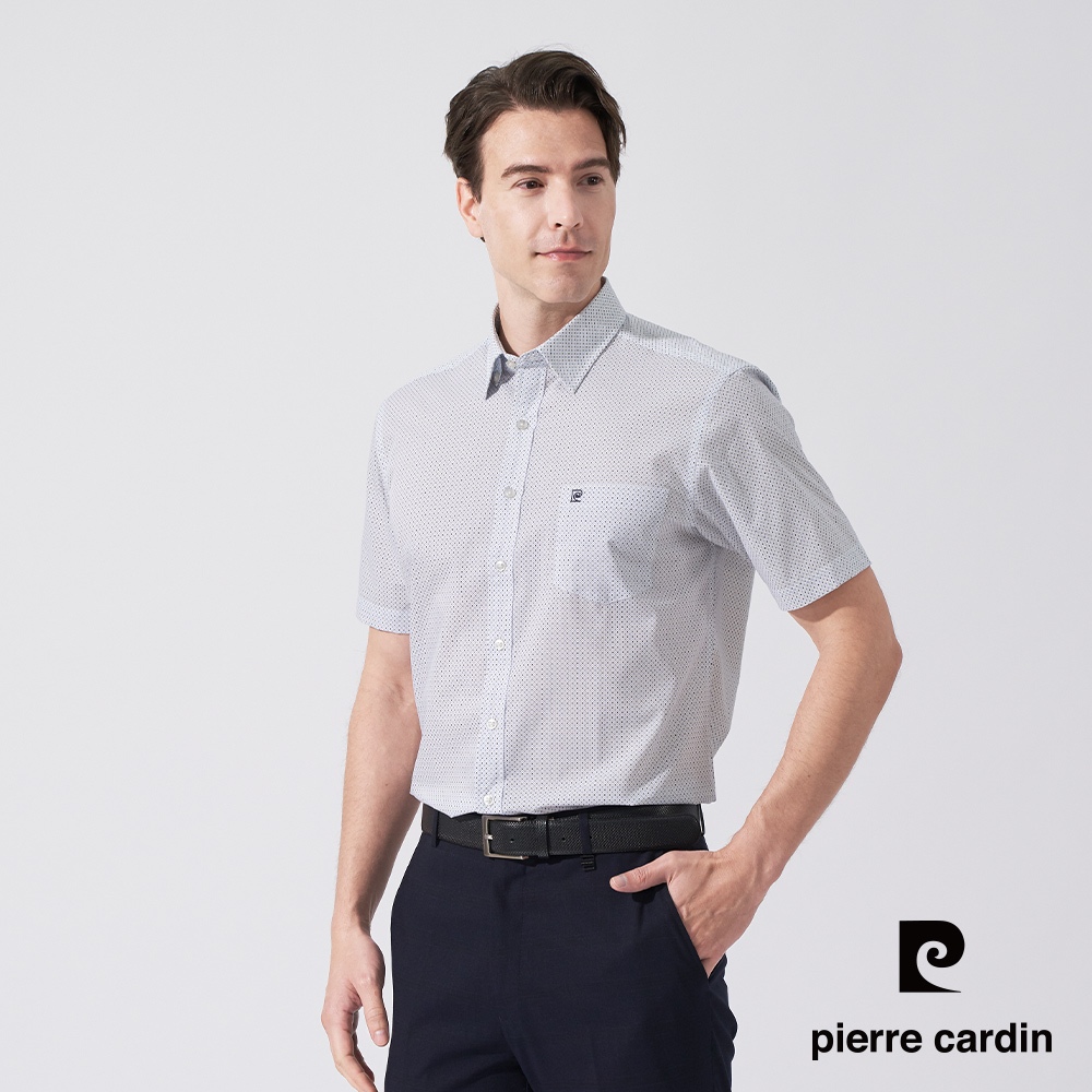 【pierre cardin 皮爾卡登】男款 棉質混紡圓點印花短袖襯衫-水藍色 (5247163-35)