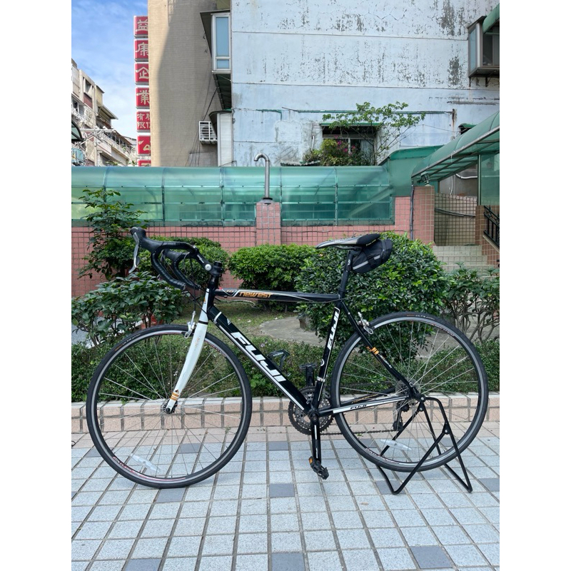 富士通Fuji newest 1.0鋁合金車架自行車
