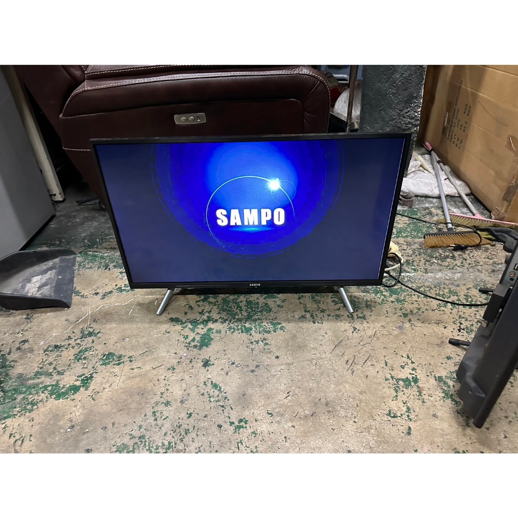 東鼎二手家具【全館自取價】SAMPO聲寶32吋桌上型液晶電視*型號:EM-32CB200*套房電視*液晶電視*螢幕