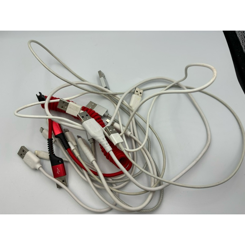 二手功能正常✔️蘋果lightning USB充電線傳輸線（隨機出貨喔）
