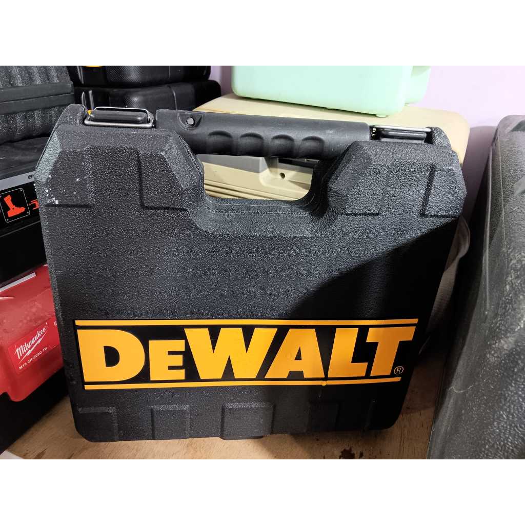 DEWALT 得偉 工具箱 空箱 DCF813 DCF815 功能正常