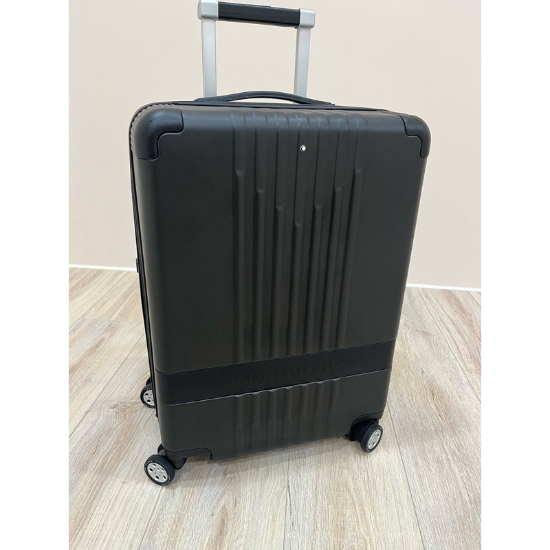 全新萬寶龍MOANTBLANC 行李箱（約21吋 閒置品優惠