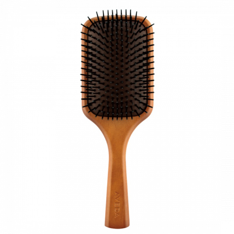 美妝限定「AVEDA 木質髮梳 隨行 按摩梳」櫃姐一致推薦頭皮按摩蓬鬆髮量必備