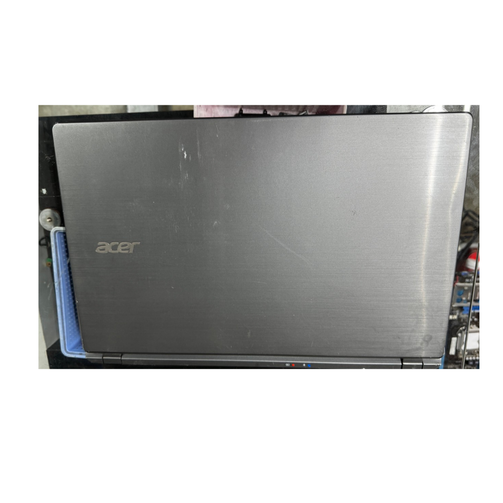 ACER 宏碁 i5 4200 Ram 8GB SSD 240GB HDD 1TB GT750M 4GB 15吋 可觸控