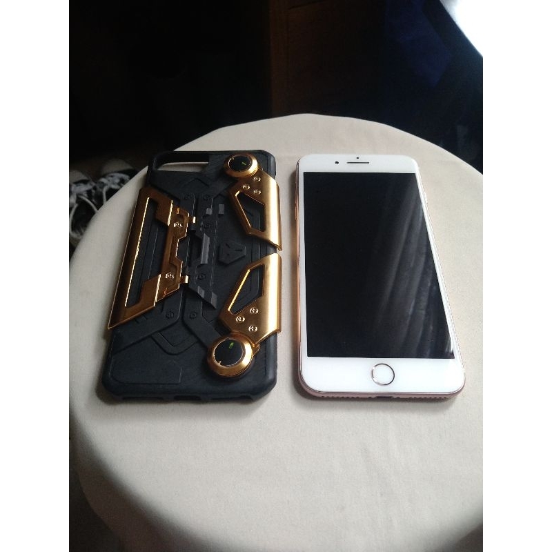 降價，iPhone 7 Plus手機，256GB，功能正常(5594)