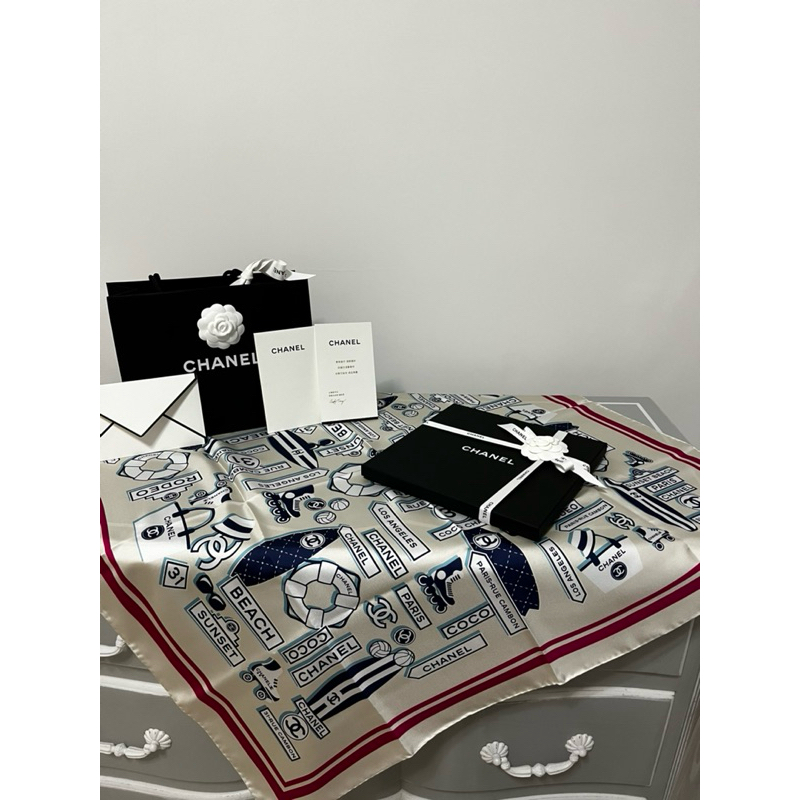 Chanel 香奈兒（真品）《全新》-2024年母親節禮物-大方巾