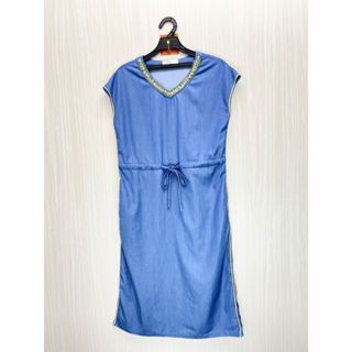 歐薇 OUWEY 專櫃 藍色綁帶造型無袖洋裝