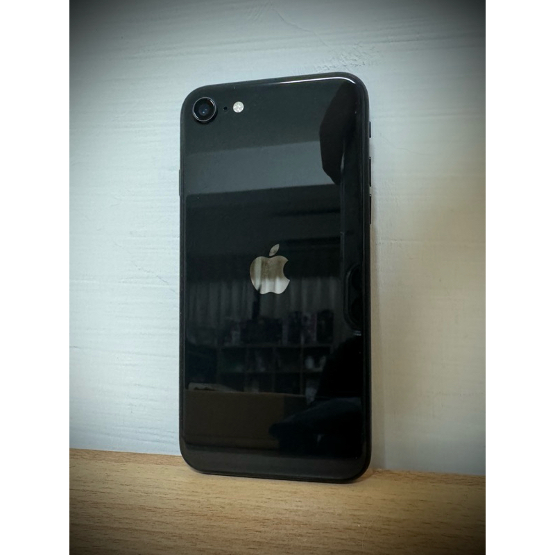 iPhone SE2 黑 128g