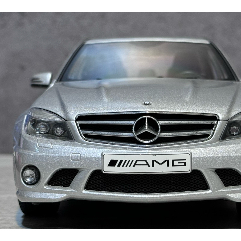 【AUTOart無盒】 Mercedes-Benz C63 AMG 銀 1/18模型車
