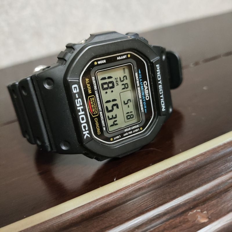 二手 卡西歐 casio g-shoch DW-5600E 運動手錶 電子錶