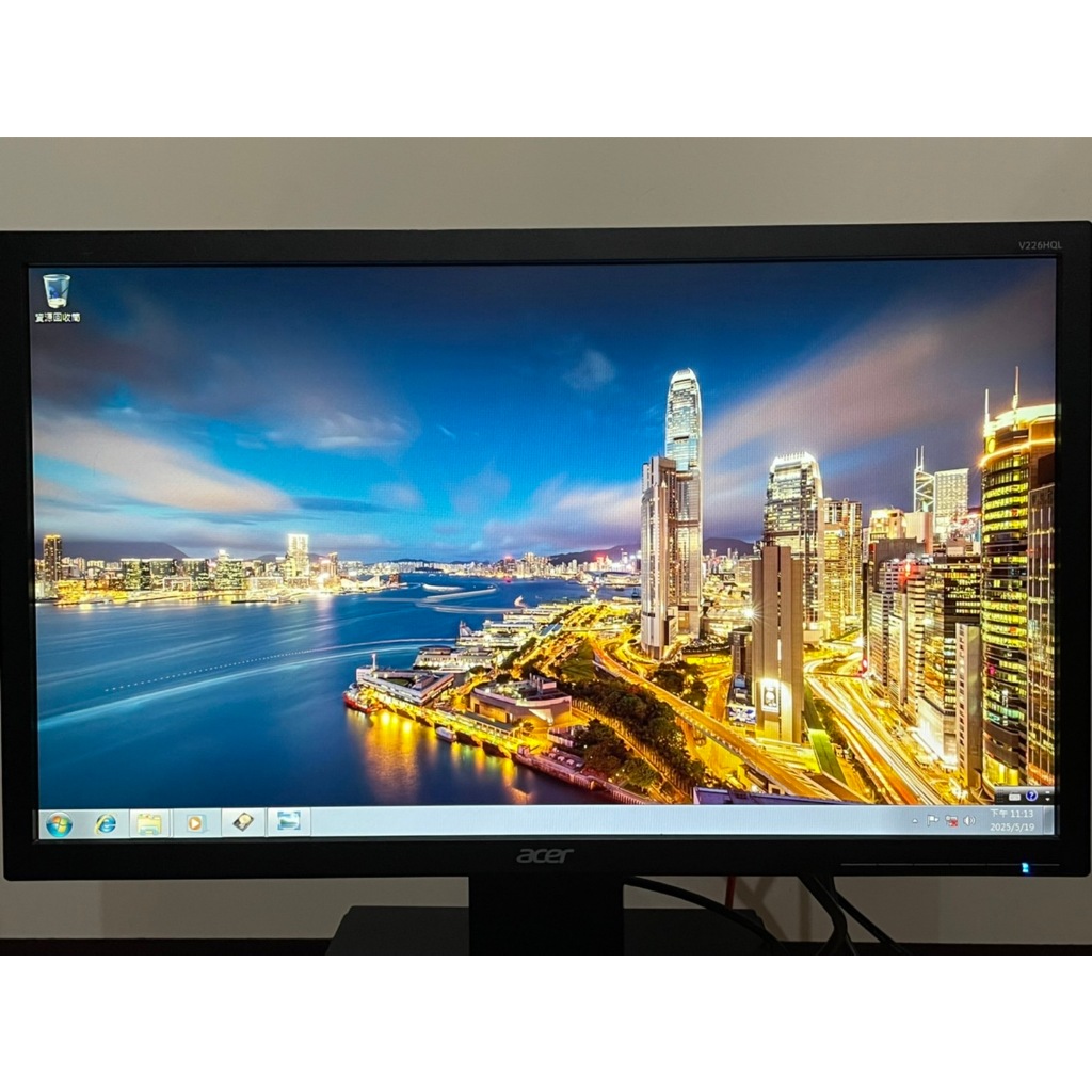 刮痕 宏碁Acer V226HQL 22型 21.5吋 16:9 FHD 1080P LED顯示器(附螢幕線/有DVI)