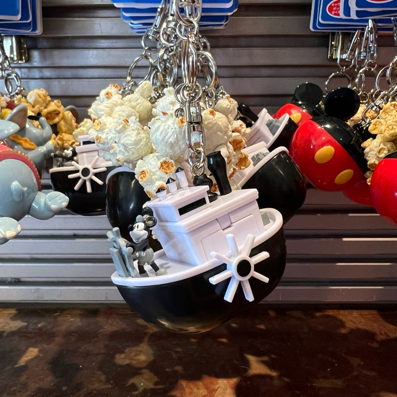[翹鬍子］日本 迪士尼樂園 米奇 黑白蒸汽船 爆米花桶造型 鑰匙圈 吊飾