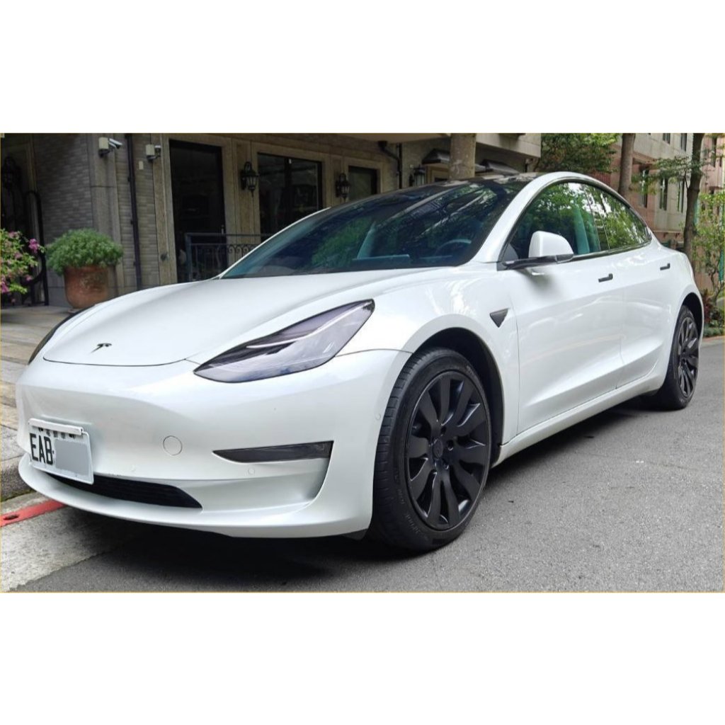 【車主自售 105 萬】2020年式 Tesla Model 3 Long Range  純淨白 車況內外極佳 保固中
