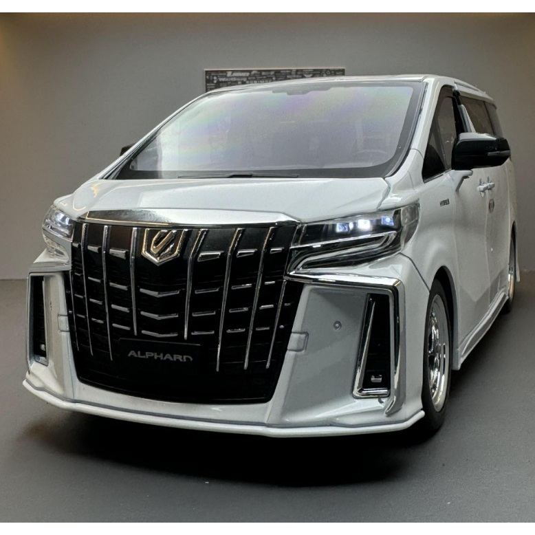 阿莎力2店 1/18 TOYOTA 旗艦 阿法 阿爾法 埃爾法 合金車 1:18