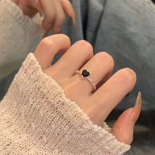 C.F inbox｜黑色鑽石愛心麻花戒指 韓系戒指 愛心 新款 ins風 合金 銀 少量現貨+預購
