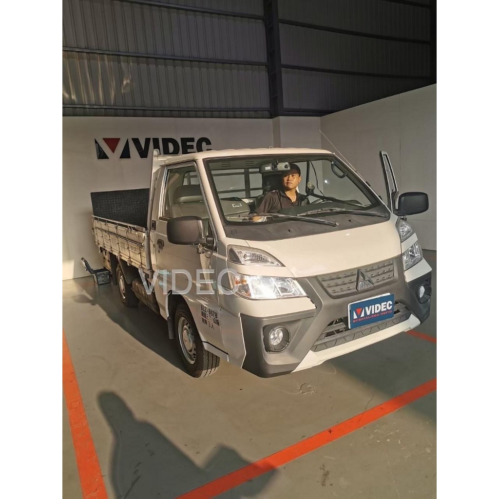 威德汽車 三菱 堅達 3.5頓 貨車 台中實體店面實車安裝 掃瞄者 PS3 GPS 測速器 電子式10吋大螢幕 後視鏡