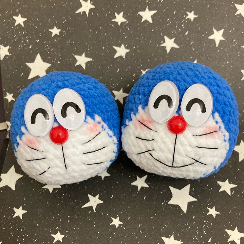 多拉a夢，毛線編織，多拉a夢鑰匙圈。鉤針吊飾。鉤針。編織。毛線娃娃。小叮噹。多啦a夢