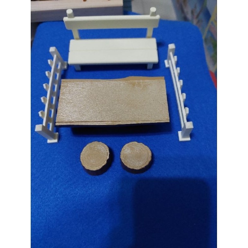 森林家族 樹幹造型 庭園 花園 桌椅 欄杆 樹幹 桌 椅 造型 木頭質感 二手 絕版