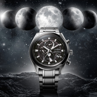 CITIZEN BY1018-80E/BY1010-81X/BY1010-81L《光動能電波月相錶》43mm/鈦金屬
