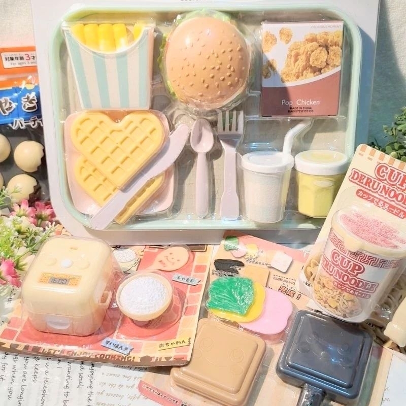 代買代購 日本商品 好玩的玩具電鍋／日清杯麵／炸薯條／冰淇淋機／果汁機／玩具奶瓶／雕魚燒／辦家家酒玩具／甜甜圈／罐頭