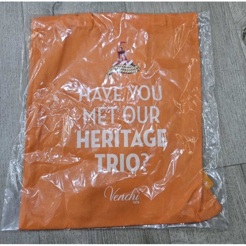 Venchi巧克力橘色亮眼購物袋