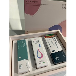 [幸芙禮盒組]~手足修護霜 30ml*1/雙效玻尿酸精華液50ml*1/即膚修護乳30ml*1