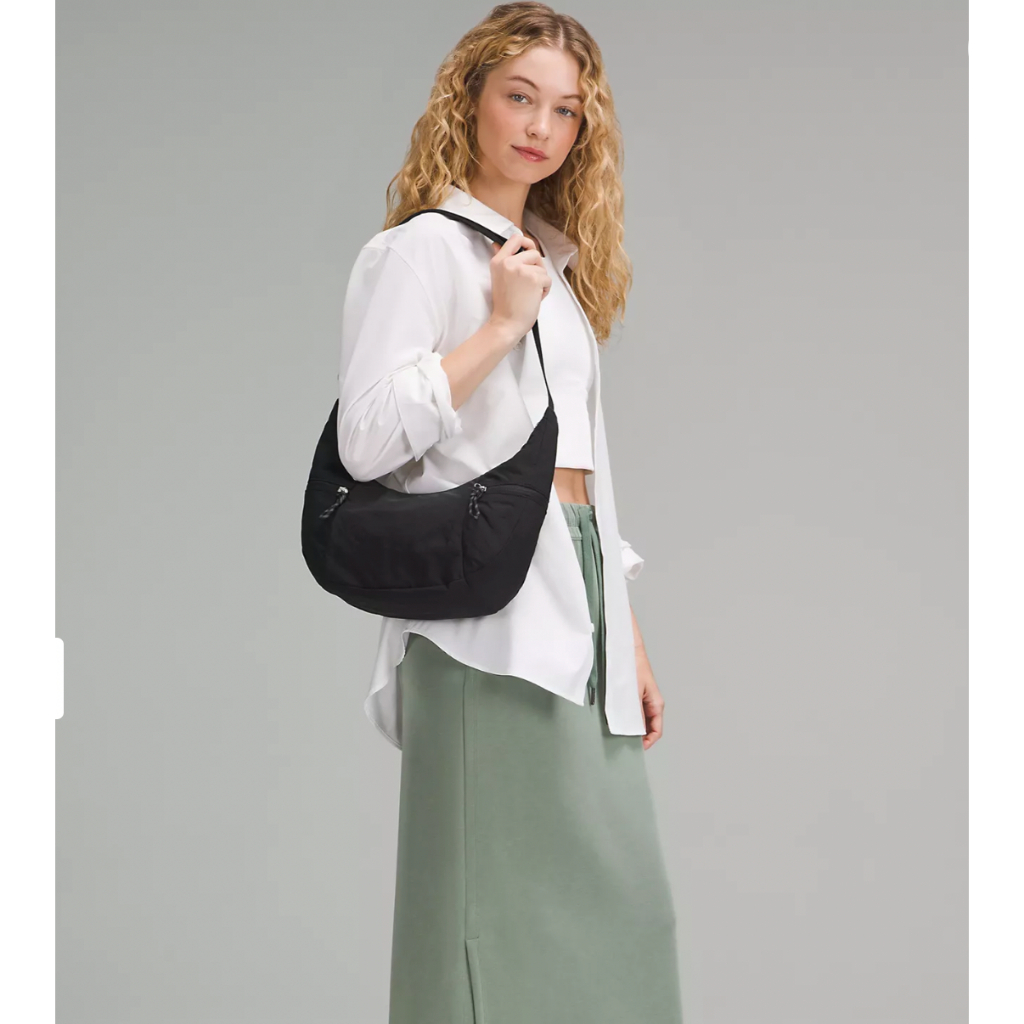 lululemon正品代購 Slouchy Sling Bag 6L  新款餃子包(小號)