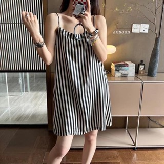 豎條紋吊帶睡裙女 大尺碼 寬鬆舒適 遮肉顯瘦 居家服 大碼睡裙 夏季無袖睡裙 居家睡衣加大