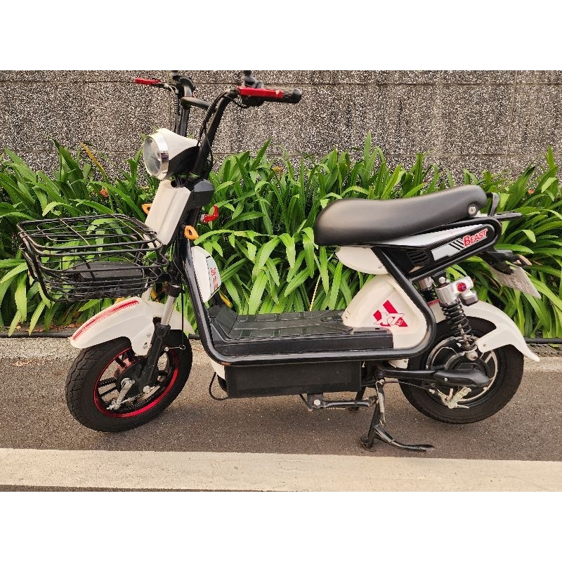 二手電動車，電動機車，電動腳踏車，來客，星大洋，錡明，雲馬，曠達，yhc，瑞馬，宏，可愛馬，金牌，戰狼，美猴王英仕奇，英