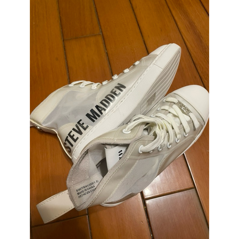 二手鞋 STEVE MADDEN-CRUSADER 百搭款高筒拼接休閒小白鞋-灰白色