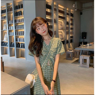 二手全新 綠色連衣裙 收腰顯瘦長裙 韓版洋裝 可愛短袖裙子