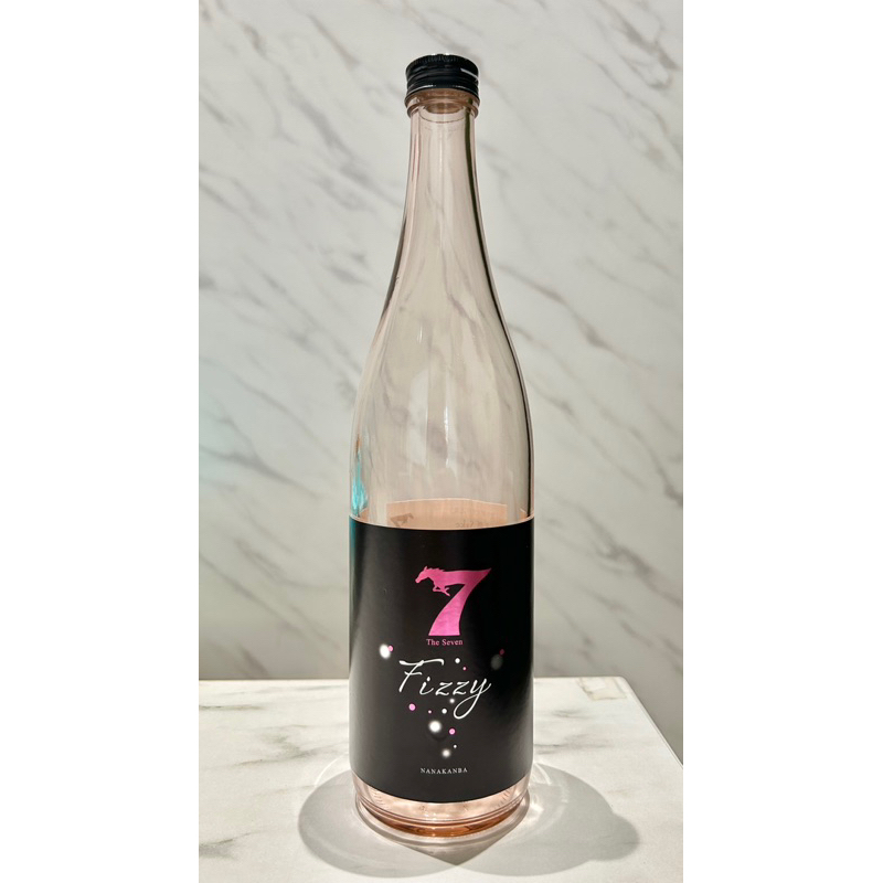 日本酒 七冠馬The Seven Fizzy 純米 0.72L「空酒瓶」