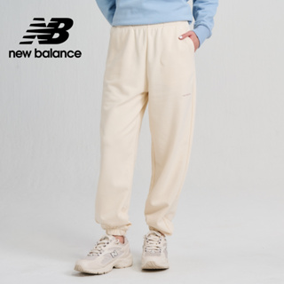 【New Balance】 NB 鬆緊縮口休閒長褲_女性_奶白色_AWP33552GIE