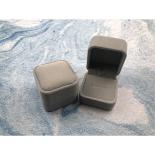 ★老張精品★ 戒指 灰色絨布盒 禮物盒 包裝盒 飾品盒