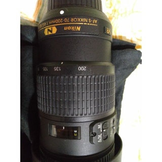 Af-s nikkor 70-200mm f/4G ED VR Nikon小小黑 一顆