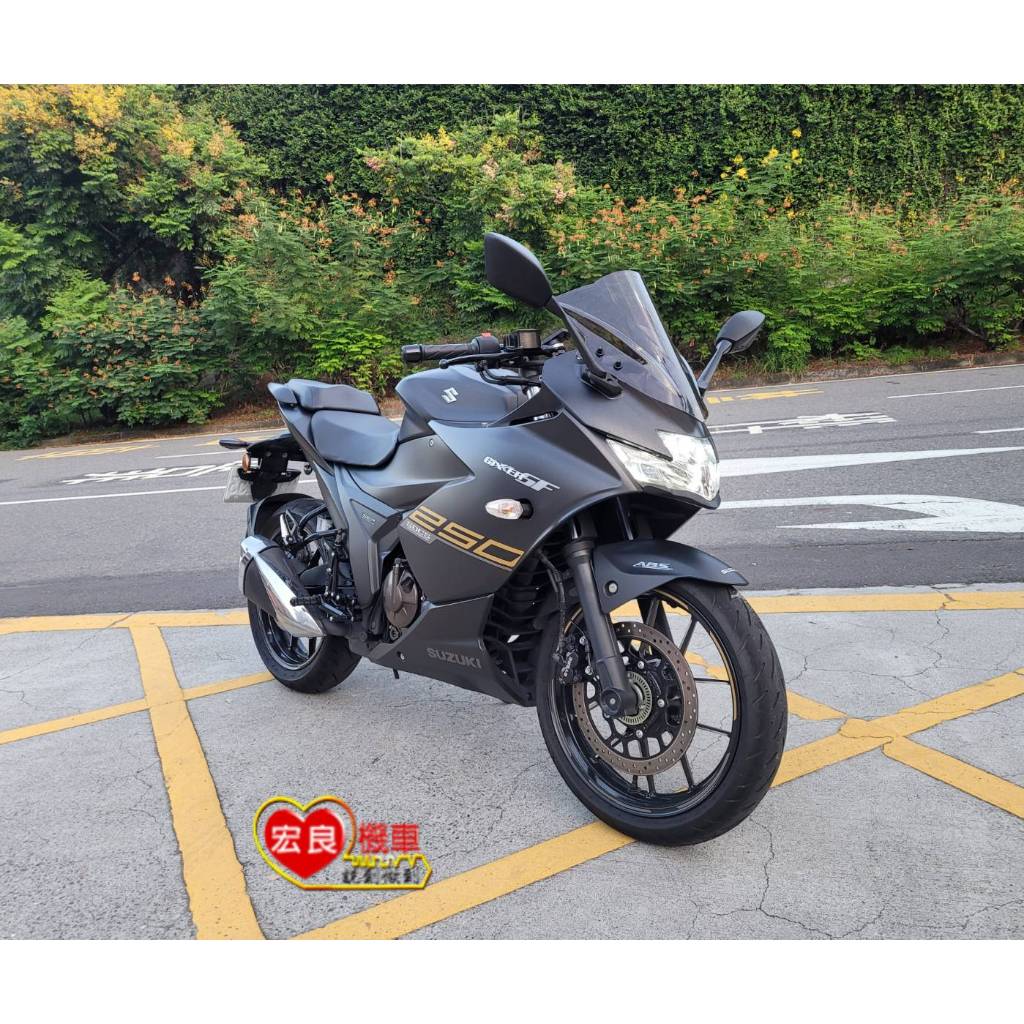 台鈴SUZUKI GIXXER ABS SF250 2022年原裝原漆【高雄宏良中古機車大賣場 非 R15 仿賽250