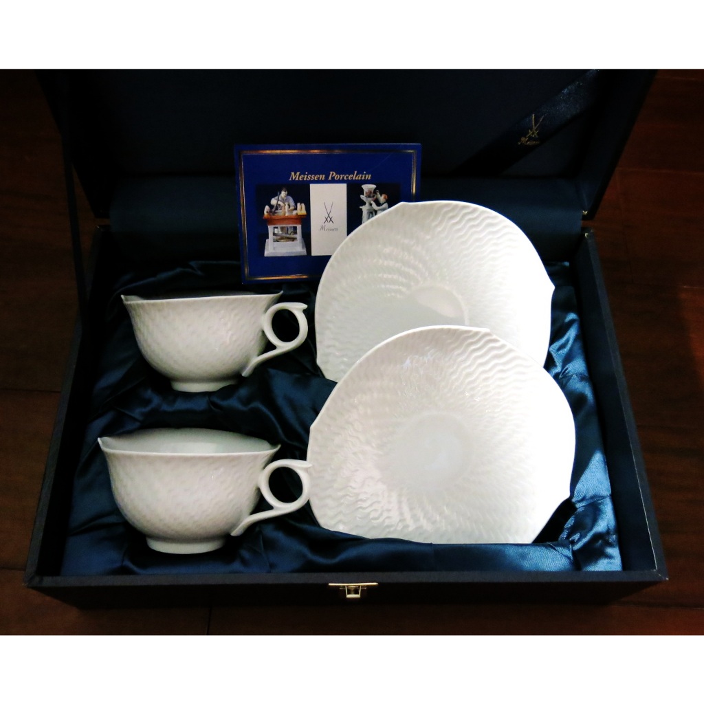 德國麥森Meissen 雙劍神奇波浪浮雕咖啡杯盤組一對