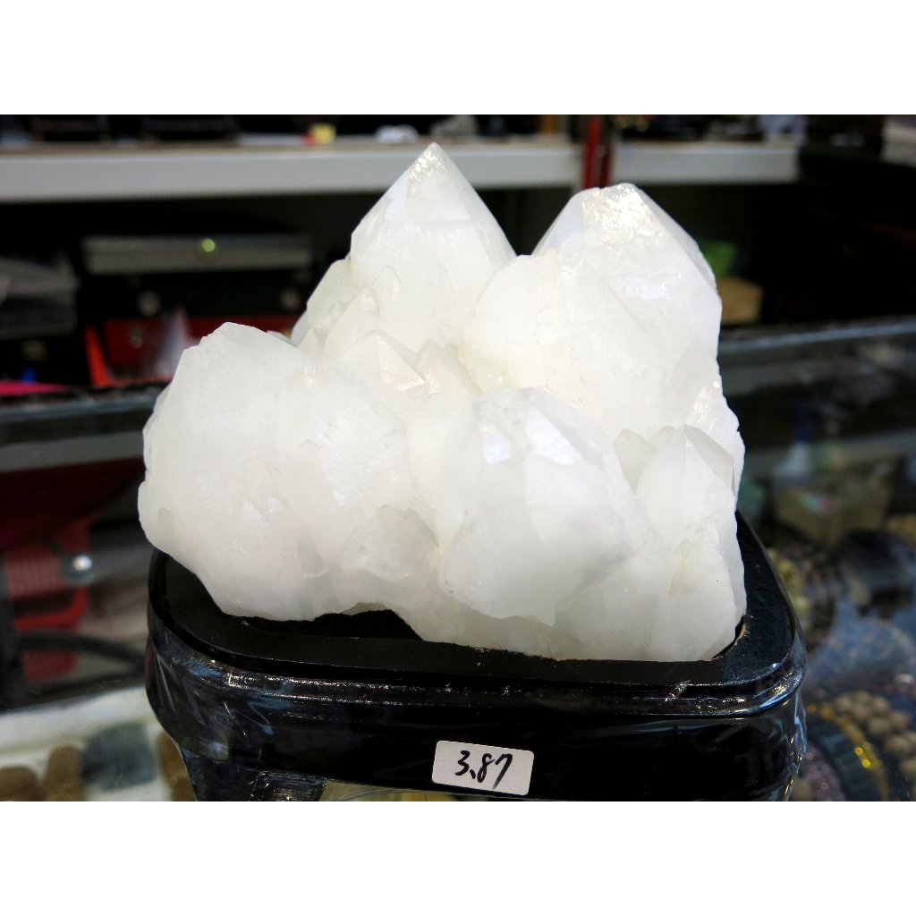 [[晶晶洞洞]]天然巴西白晶簇大角子向上發..重3.87KG.消磁石凈化風水鎮宅白水晶原石原礦