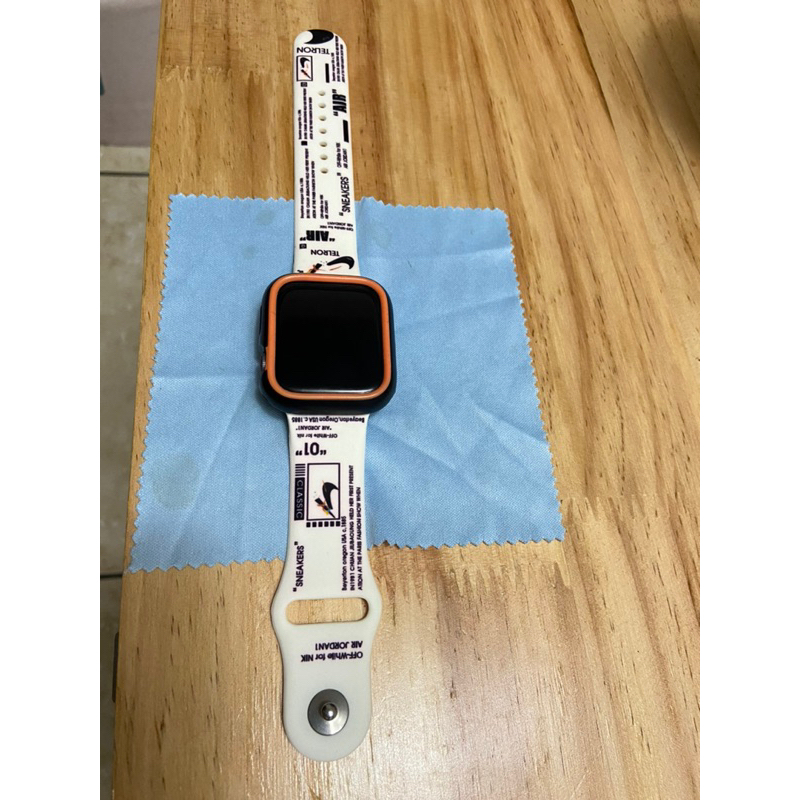 二手-Apple Watch 4 GPS版 44mm