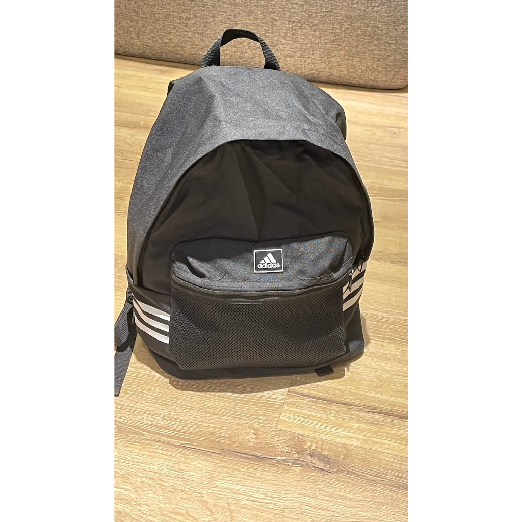 二手商品出清 Adidas 愛迪達 後背包 背包 大容量 筆電包 書包 多夾層 經典 水壺袋 三線 黑白
