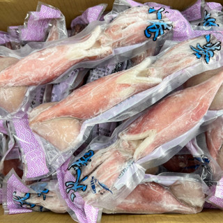 【阿珠媽海產】【大規格】魷魚冰卷 200-300g 魷魚卷 冰捲 熟凍魷魚 涼拌 冷盤 魷魚 燒烤 烤魷魚 中秋烤肉