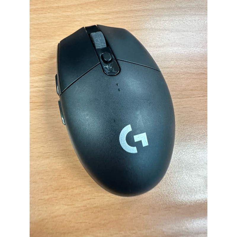 Logitech G G304 LIGHTSPEED 無線電競滑鼠(黑色)