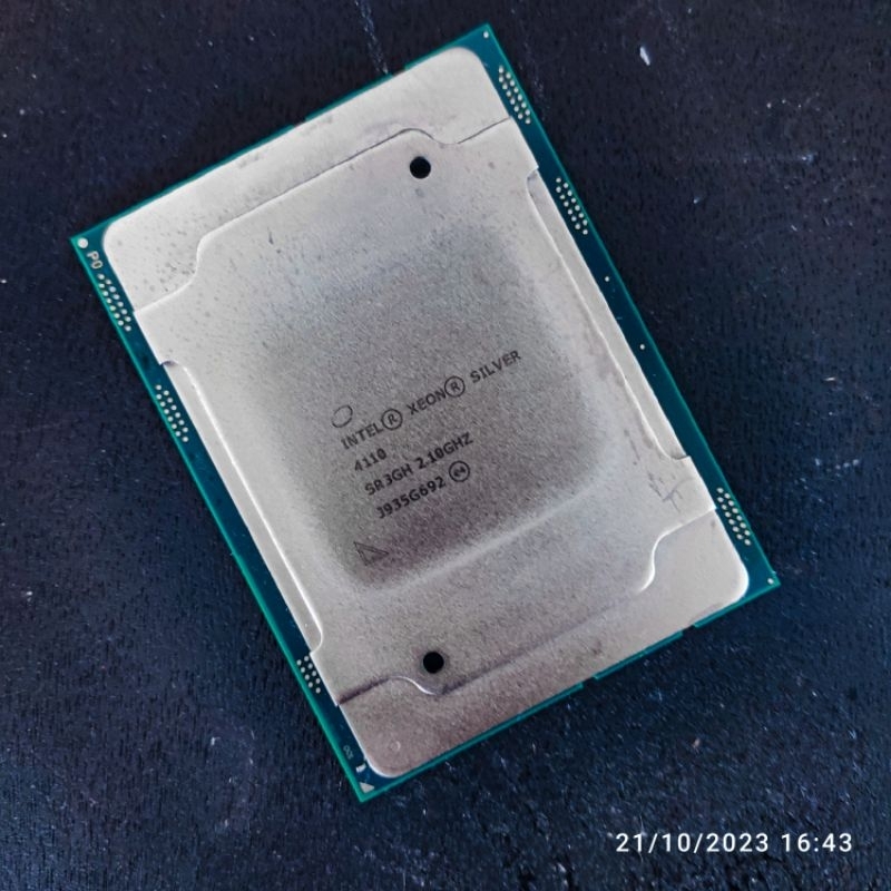 正式版 Intel Xeon Silver 4110 CPU 2.1G SR3GH 8C 11MB LGA3647